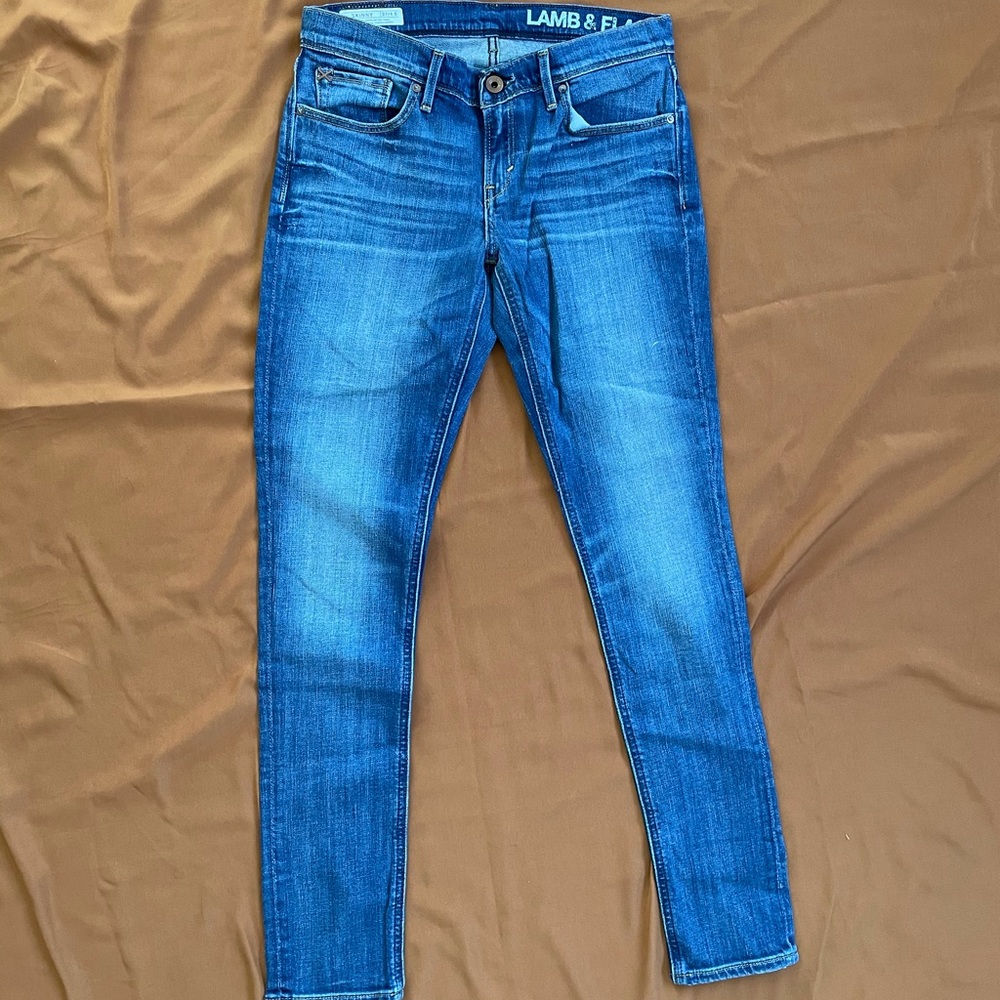 Low rise skinny Jean short length